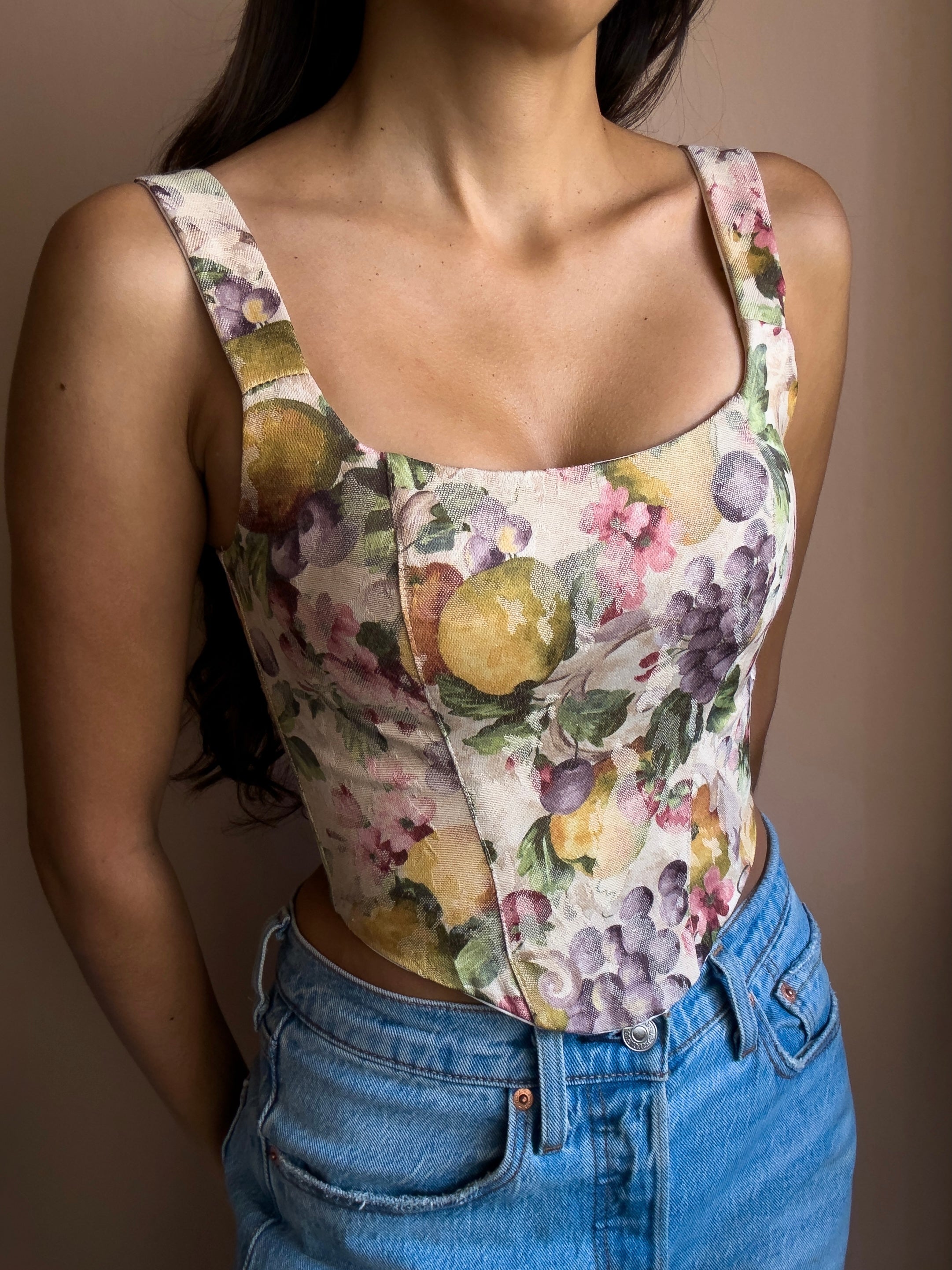 AMELIA / Fruit Salad