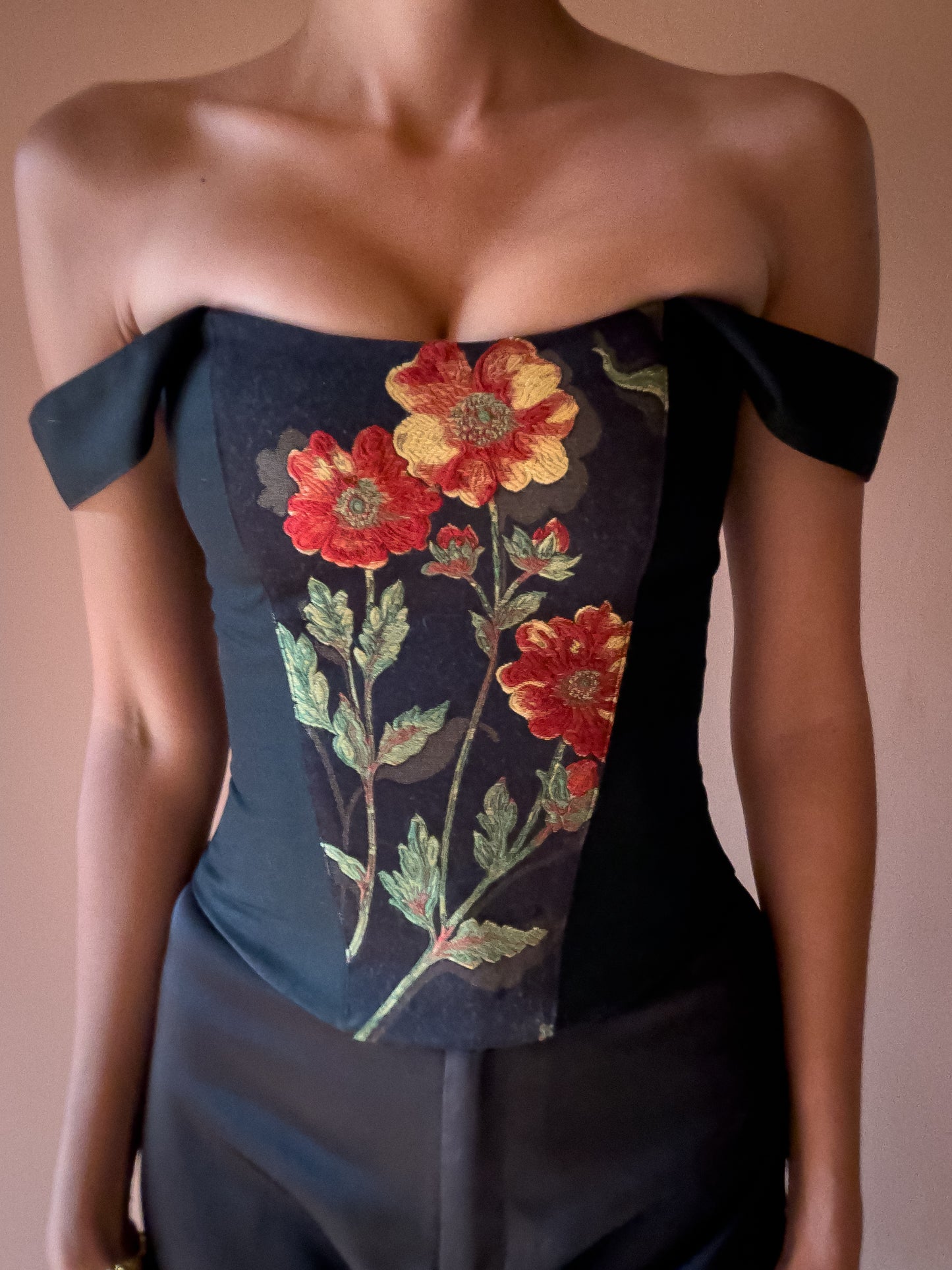 ARTEMISA / Jardin Oscuro