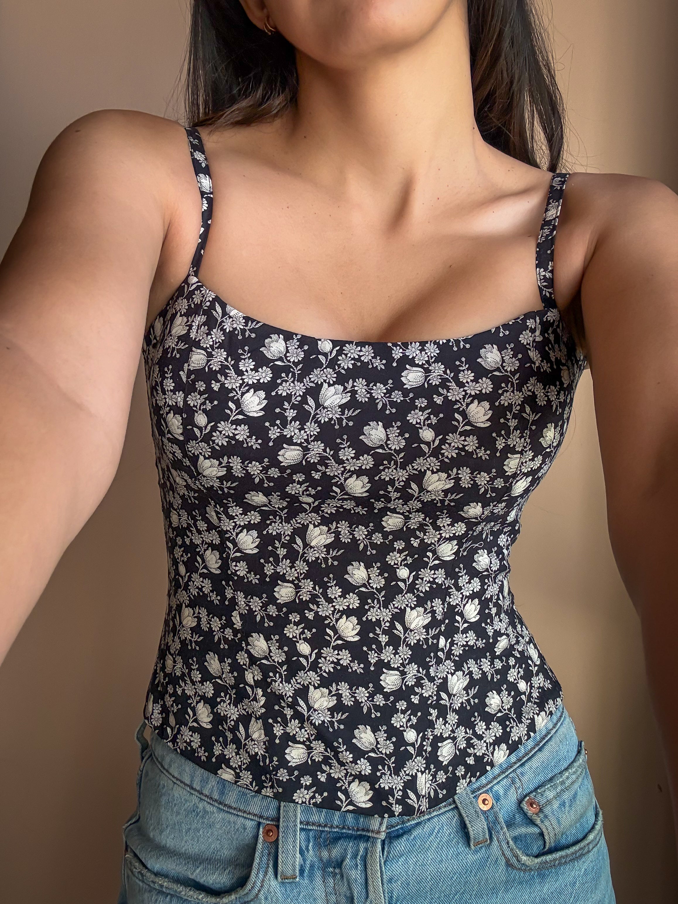 ROMA / Botanical Noir