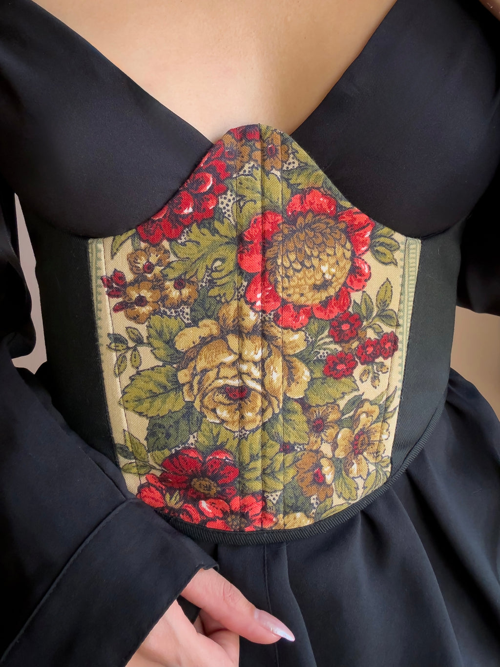UNDERBUST / Vintage Bouquet